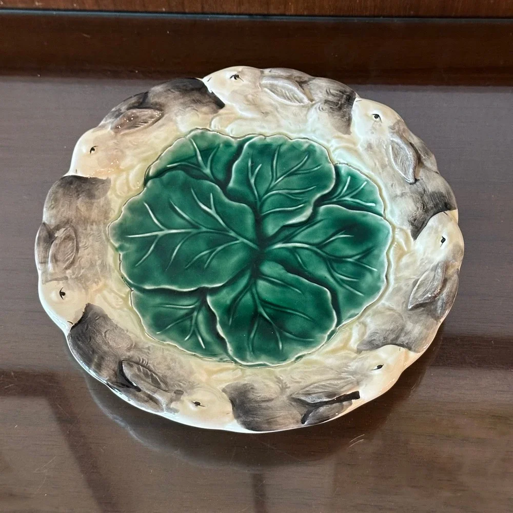 Vintage 1988 Haldon Group Bunny Rabbit Cabbage Leaf Majolica Plate 8 Inch Green